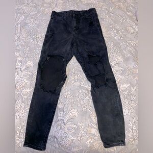 size 8 american eagle stretchy high rise black ripped jeans